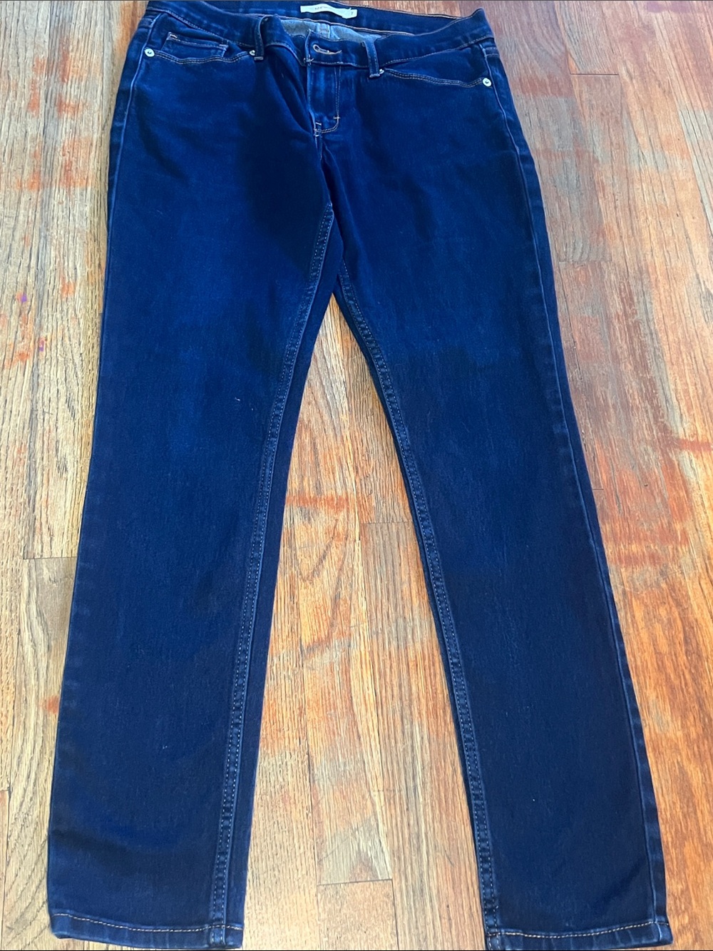 Women's Straight-Leg Jeans in Dark Blue
